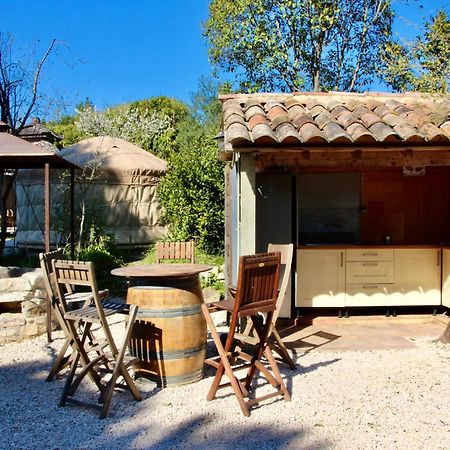 Mas Escombelle Bed & Breakfast Barjac  Exterior photo
