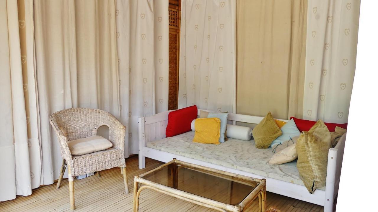 Mas Escombelle Bed & Breakfast Barjac  Exterior photo