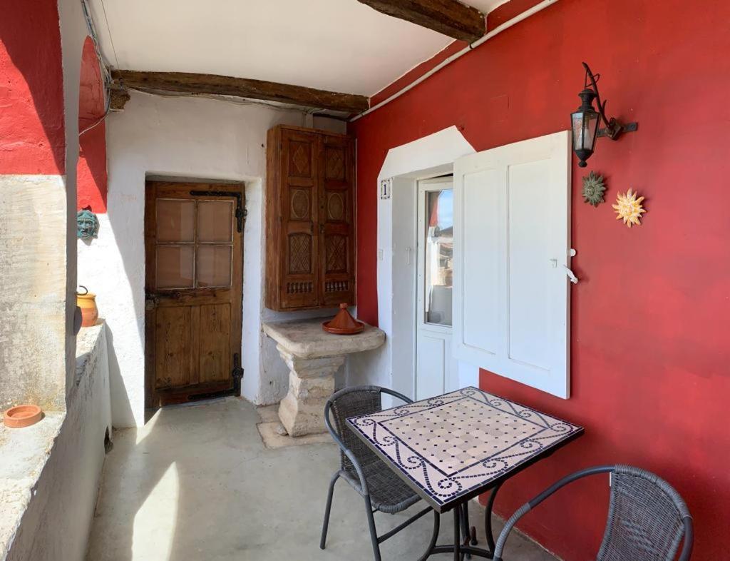 Mas Escombelle Bed & Breakfast Barjac  Exterior photo