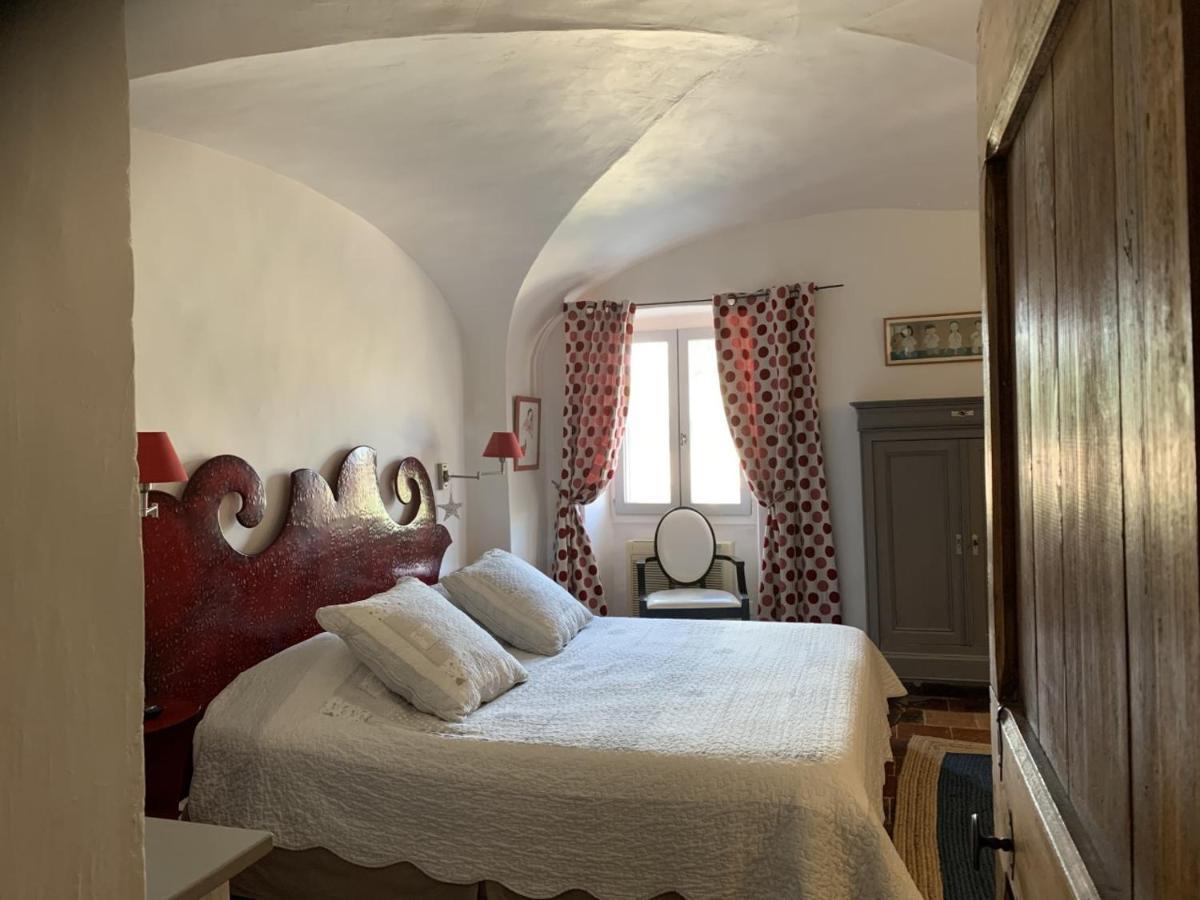 Mas Escombelle Bed & Breakfast Barjac  Exterior photo
